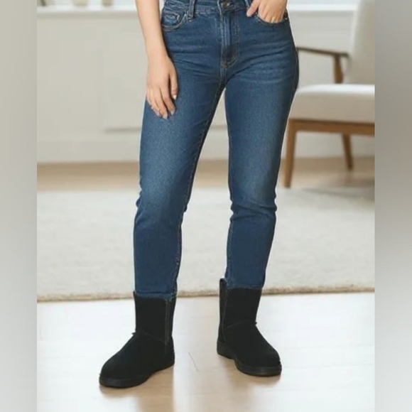 UGG Black Suede Ankle Boots – Women’s Size 7.5 - Picture 8 of 8